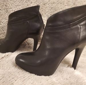 Jessica Simpson Booties size 7